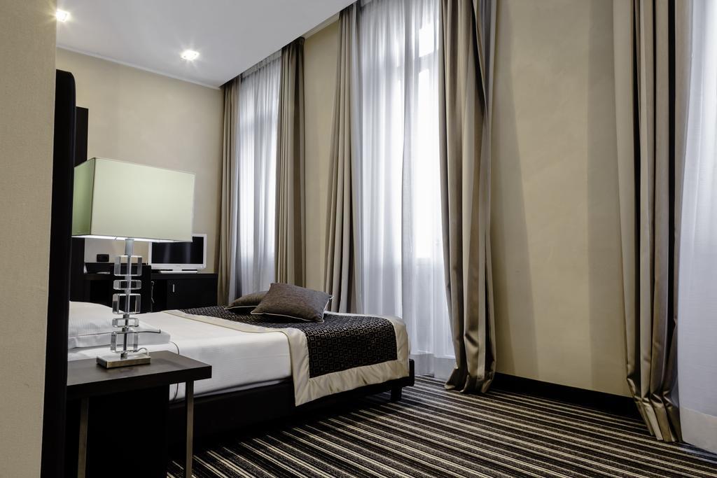 Hotel Principe Di Torino Bagian luar foto